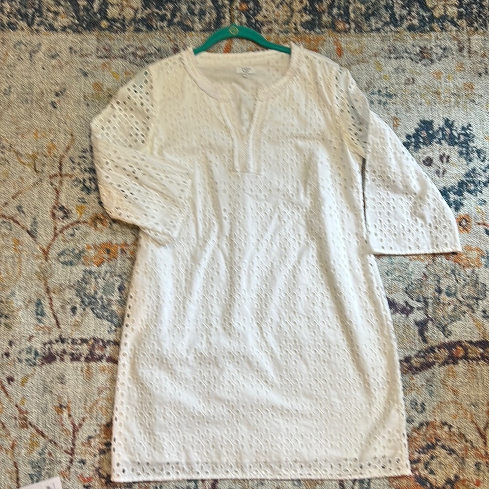 Women’s Crown and Ivy dress. Size 8P. White eyelet, fully lined